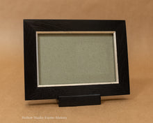 Load image into Gallery viewer, Item #25-P05 - 4&quot; x 6&quot; Photo Frame
