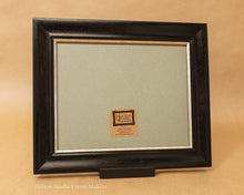 Load image into Gallery viewer, Item #25-P14 - 8&quot; x 10&quot; Photo Frame
