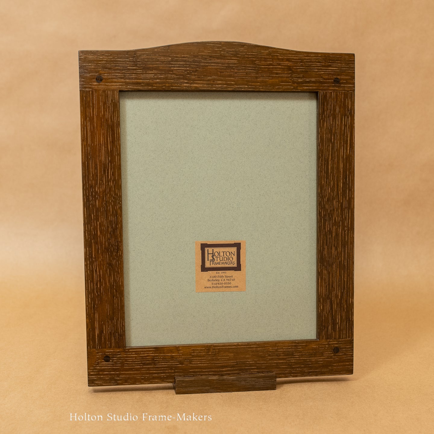 Item #25-P18 - 8