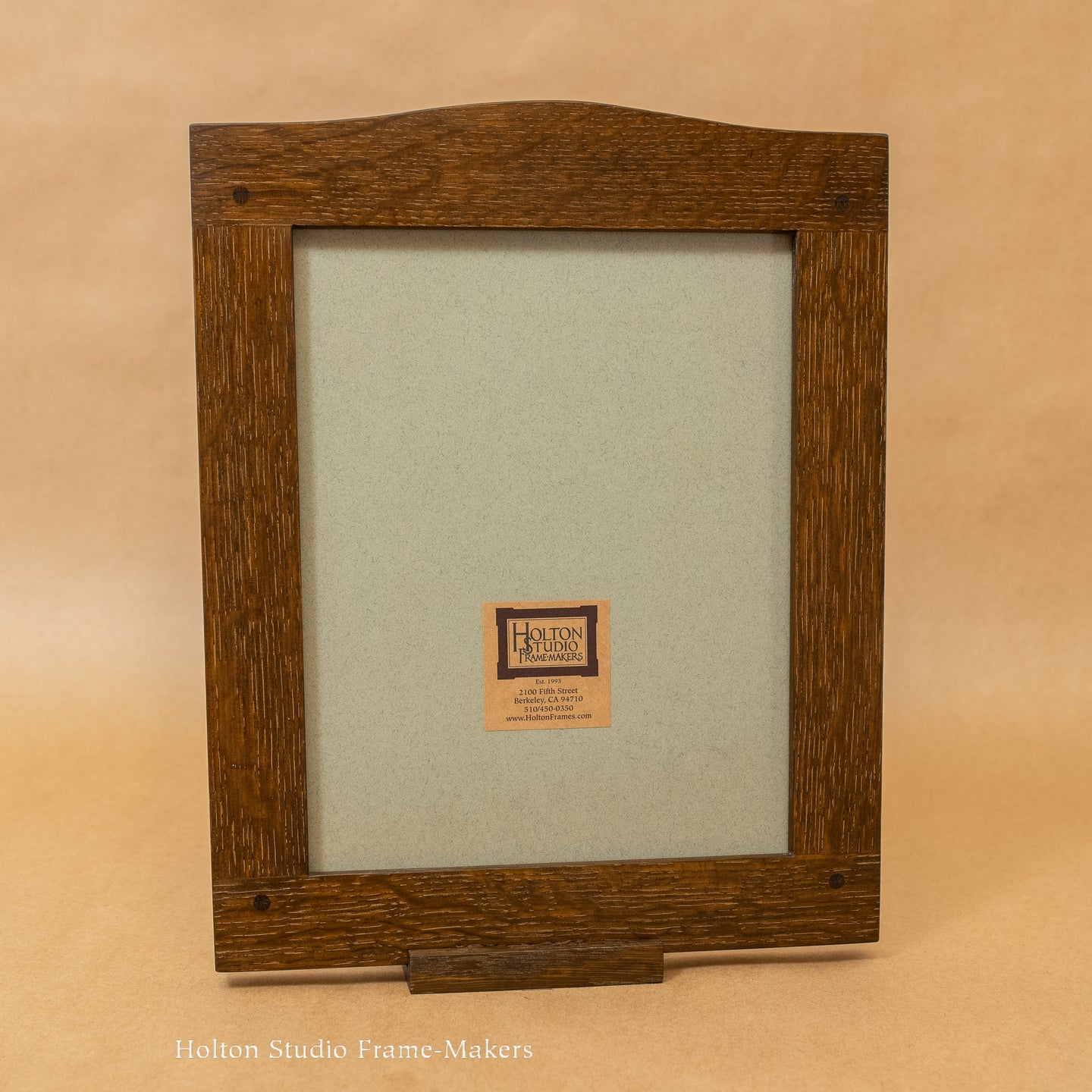 Item #25-P19 - 8